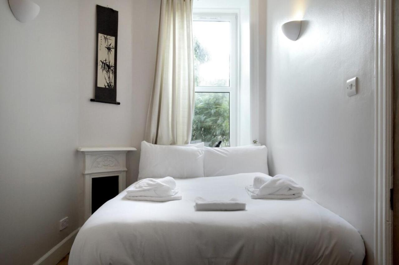 Central And Spacious 2 Bedroom Flat With Garden إدنبرة المظهر الخارجي الصورة