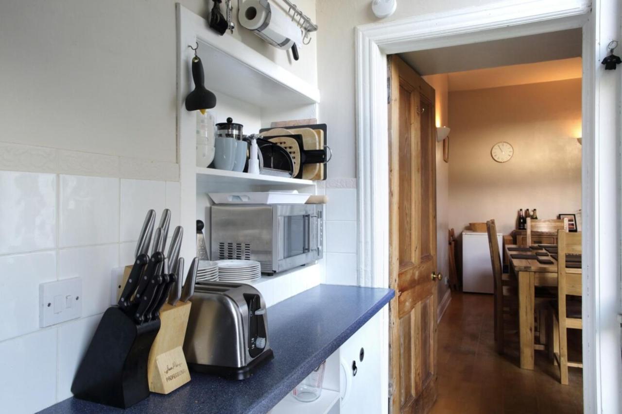 Central And Spacious 2 Bedroom Flat With Garden إدنبرة المظهر الخارجي الصورة