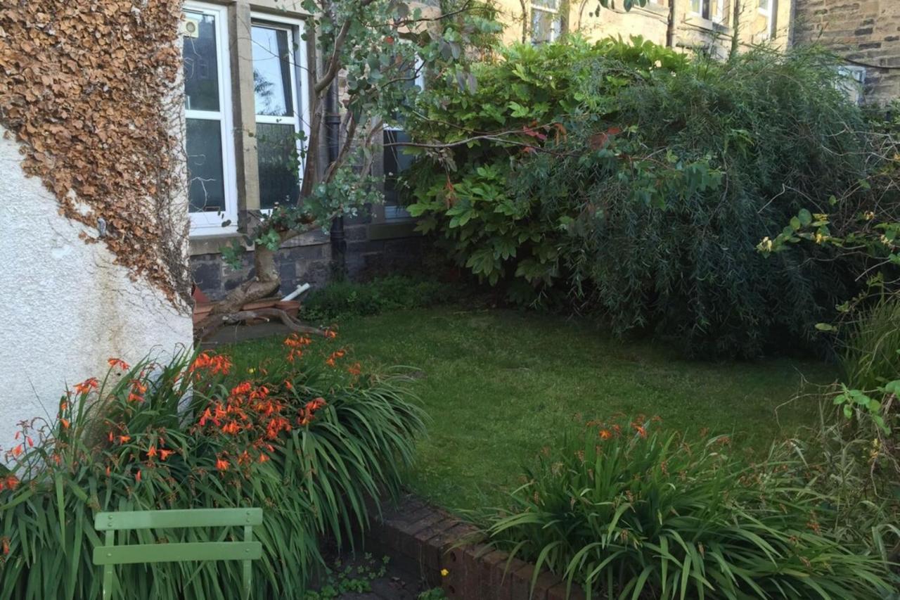 Central And Spacious 2 Bedroom Flat With Garden إدنبرة المظهر الخارجي الصورة